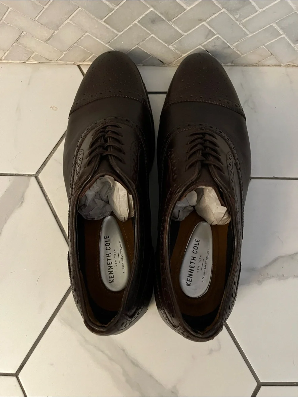 Kenneth Cole Dark Brown Leather Cap-Toe Wingtip Oxfords